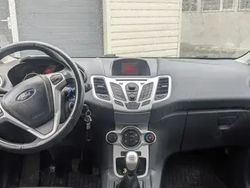 Argintiu Utilizat 2012 Ford Fiesta Hatchback | 3.600 EUR (Preț OK)