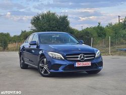 Culoarealbastru Utilizat 2019 Mercedes C200 Exclusive Berlinǎ | 19.300 EUR (Super Preț)