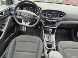 Alb Utilizat 2017 Hyundai Ioniq Berlinǎ | 9.500 EUR (Super Preț)