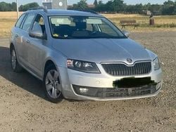 Utilizat 2014 Skoda Octavia Berlinǎ | 5.600 EUR (Preț bun)