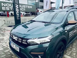 Verde Utilizat 2023 Dacia Jogger Monovolum | 21.500 EUR (Preț bun)