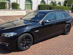 Culoarenegru Utilizat 2014 BMW 530 Break | 14.500 EUR (Puțin scump)