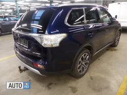 Albastru marin Utilizat 2014 Mitsubishi Outlander Instyle SUV | 14.200 EUR