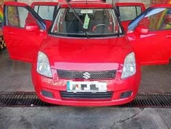Utilizat 2010 Suzuki Swift Berlinǎ | 3.000 EUR