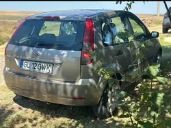 Utilizat 2003 Ford Fiesta Hatchback | 1.300 EUR (Preț bun)