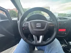 Negru Utilizat 2011 Seat Leon Hatchback | 3.000 EUR (Preț bun)