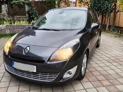 Gri Utilizat 2010 Renault Grand Scénic III Privilege Monovolum | 3.900 EUR