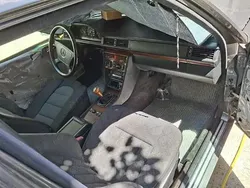 Gri Utilizat 1995 Mercedes E200 Berlinǎ | 2.150 EUR