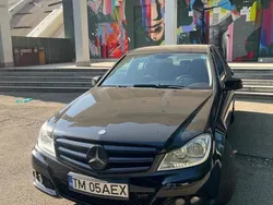Negru Utilizat 2011 Mercedes C200 Berlinǎ | 7.200 EUR (Preț OK)