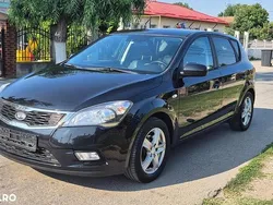 Negru Utilizat 2010 Kia Ceed DREAM-TEAM Edition Hatchback | 4.450 EUR (Puțin scump)