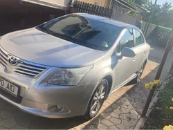 Utilizat 2011 Toyota Avensis Executive Berlinǎ | 5.500 EUR (Preț bun)