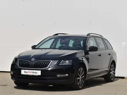 Negru metalic perleffect Utilizat 2020 Skoda Octavia Ambition Break | 18.500 EUR (Preț OK)