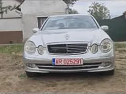 Gri Utilizat 2004 Mercedes E270 Berlinǎ | 1.800 EUR