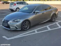 Gri Utilizat 2015 Lexus IS300h Sport Line Berlinǎ | 15.790 EUR