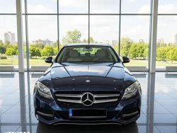 Culoarealbastru Utilizat 2015 Mercedes C250 Berlinǎ | 17.900 EUR (Preț OK)
