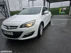 Alb Utilizat 2013 Opel Astra Enjoy Berlinǎ | 3.800 EUR (Super Preț)