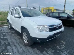 Alb Utilizat 2011 Dacia Duster Lauréate SUV | 5.299 EUR (Preț OK)