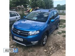Albastru Utilizat 2015 Dacia Sandero Hatchback | 6.000 EUR