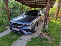 Gri Utilizat 2020 Mercedes E220 Edition Berlinǎ | 34.950 EUR (Puțin scump)