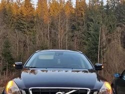 Utilizat 2011 Volvo XC60 SUV | 9.800 EUR (Preț OK)