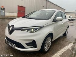 Culoarealb Utilizat 2022 Renault Zoe Zen Hatchback | 19.239 EUR (Puțin scump)