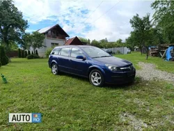 Albastru Utilizat 2008 Opel Astra Break | 2.000 EUR (Preț bun)