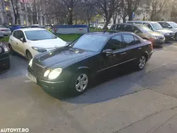 Utilizat 2005 Mercedes E220 Avantgarde Berlinǎ | 3.600 EUR