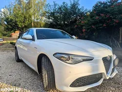 Alb Utilizat 2019 Alfa Romeo Giulia Veloce Berlinǎ | 31.100 EUR (Puțin scump)