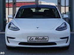 Alb Utilizat 2019 Tesla Model 3 Performance Berlinǎ | 26.620 EUR (Preț OK)