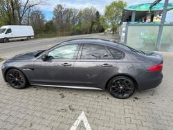 Gri Utilizat 2017 Jaguar XF R-Sport Berlinǎ | 14.700 EUR