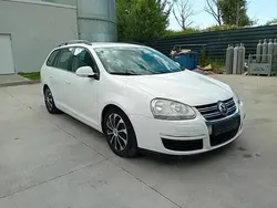 Alb Utilizat 2010 VW Golf VI Sportline Break | 3.299 EUR (Preț bun)