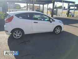 Alb Utilizat 2011 Ford Fiesta Hatchback | 2.800 EUR