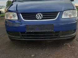 Albastru Utilizat 2006 VW Touran Monovolum | 2.800 EUR (Preț OK)