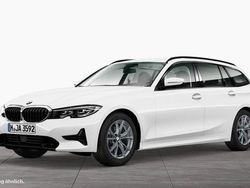 Utilizat 2022 BMW 320 Sport Line Break | 30.157 EUR (Scump)