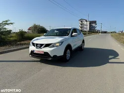 Alb Utilizat 2015 Nissan Qashqai N-Connecta SUV | 7.900 EUR (Preț bun)