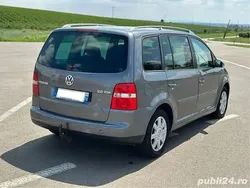 Gri Utilizat 2006 VW Touran Monovolum | 2.200 EUR