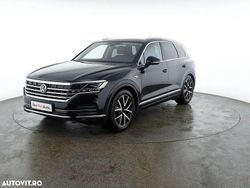 Negru metalic perleffect Utilizat 2021 VW Touareg Elegance SUV | 48.000 EUR (Scump)