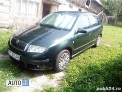 Verde Utilizat 2006 Skoda Fabia Hatchback | 2.300 EUR (Scump)