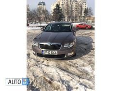 Violet Utilizat 2013 Skoda Superb Berlinǎ | 11.500 EUR (Puțin scump)
