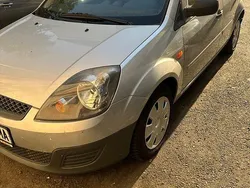 Gri Utilizat 2008 Ford Fiesta Hatchback | 1.899 EUR (Preț OK)