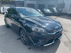 Utilizat 2022 Kia Ceed Sportswagon Platinum Break | 17.536 EUR