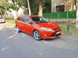 Roșu Utilizat 2011 Ford Focus ST Break | 6.900 EUR