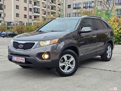 Gri Utilizat 2012 Kia Sorento SUV | 8.490 EUR