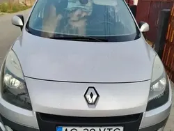 Utilizat 2011 Renault Scénic III Monovolum | 2.800 EUR (Preț bun)