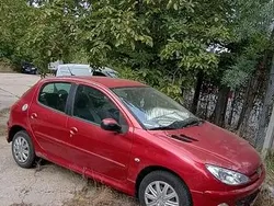 Rosu Utilizat 2006 Peugeot 206 Hatchback | 2.700 EUR (Scump)
