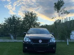 Culoarenegru Utilizat 2009 VW Polo Highline | 2.290 EUR (Preț OK)