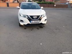 Alb Utilizat 2017 Nissan Qashqai SUV | 14.750 EUR (Puțin scump)