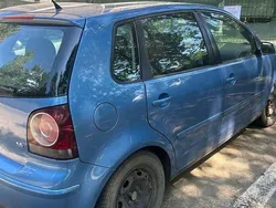 Albastru Utilizat 2006 VW Polo | 1.000 EUR (Super Preț)