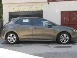 Verde Utilizat 2021 Toyota Corolla Hatchback | 19.500 EUR
