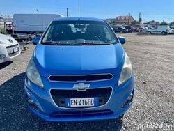 Albastru Utilizat 2014 Chevrolet Spark Hatchback | 2.990 EUR (Scump)